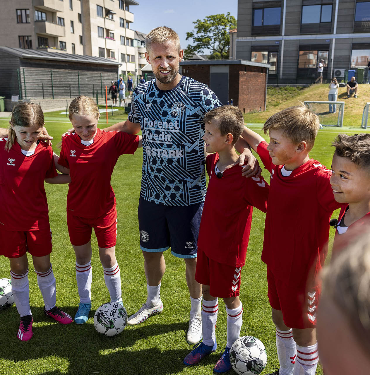 [DK=20230608: Herrelandsholdet, U21-landsholdet og fodboldskoleb rn tr ner p Frederiksberg] [UK=20230608: Denmark Mens team practice at Frederiksberg]